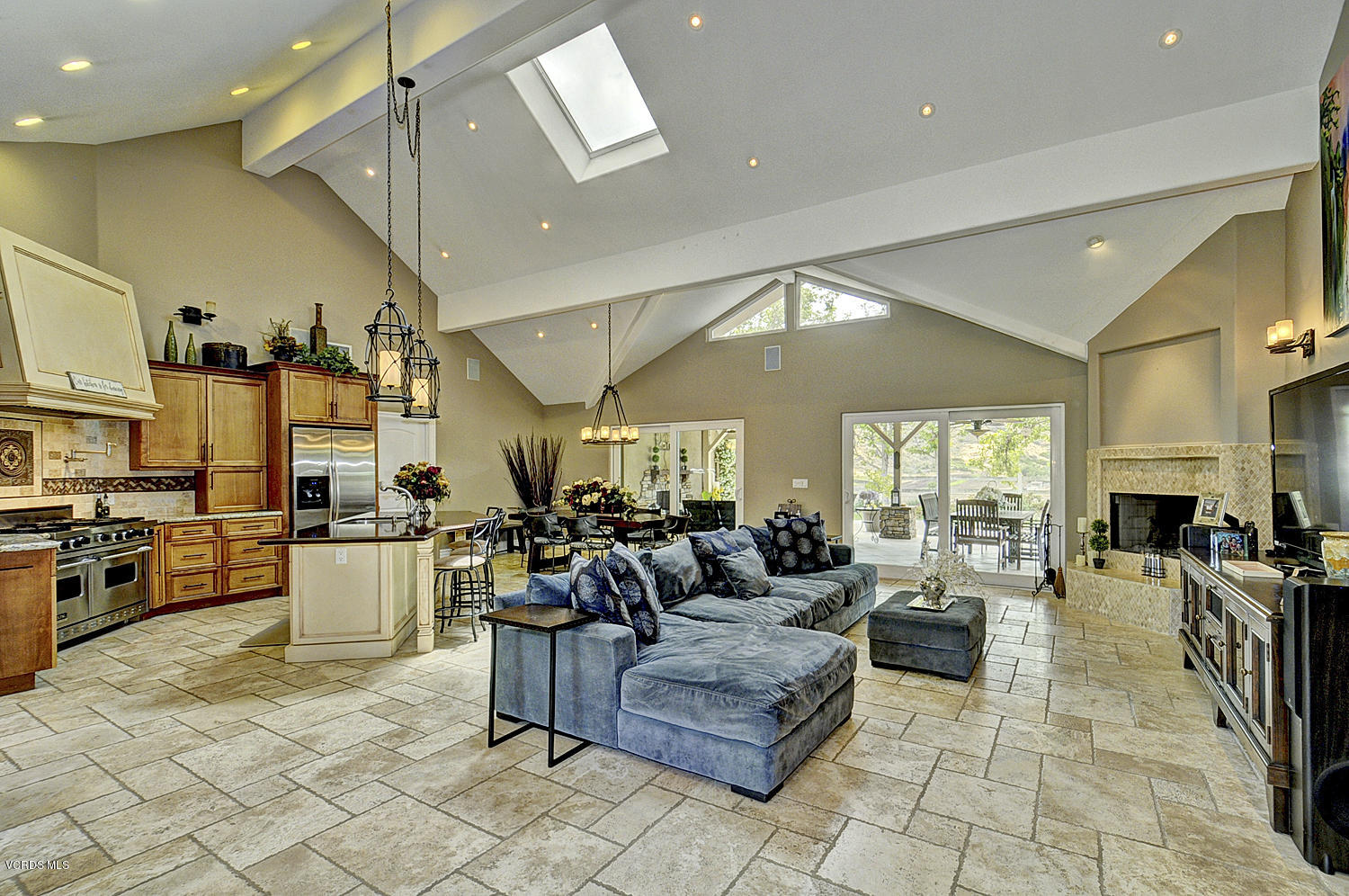 11824 Pradera Road Camarillo, CA 93012 - Photo 6 of 37 SKY_12