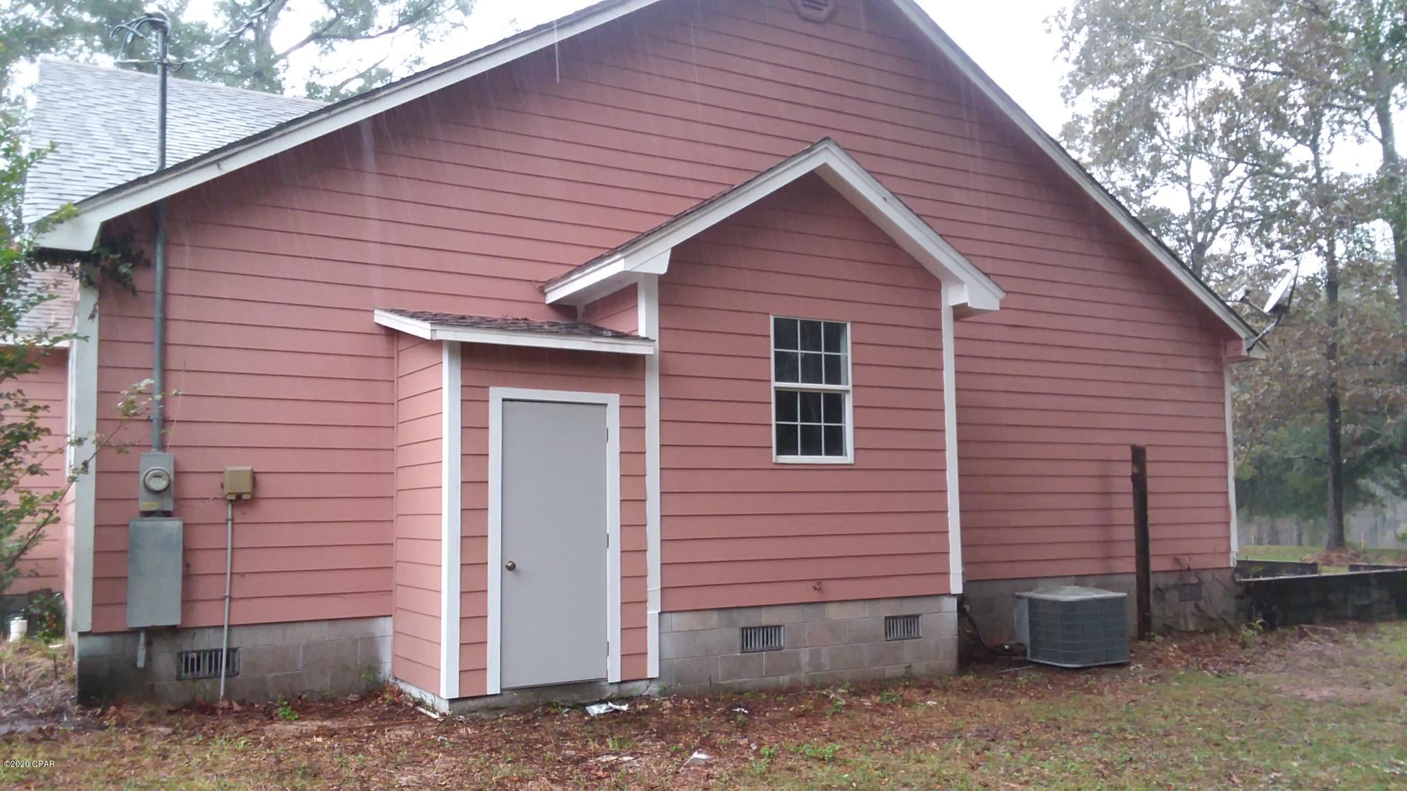 5362 Jenkins Road Vernon, FL 32462 - Photo 11 of 31