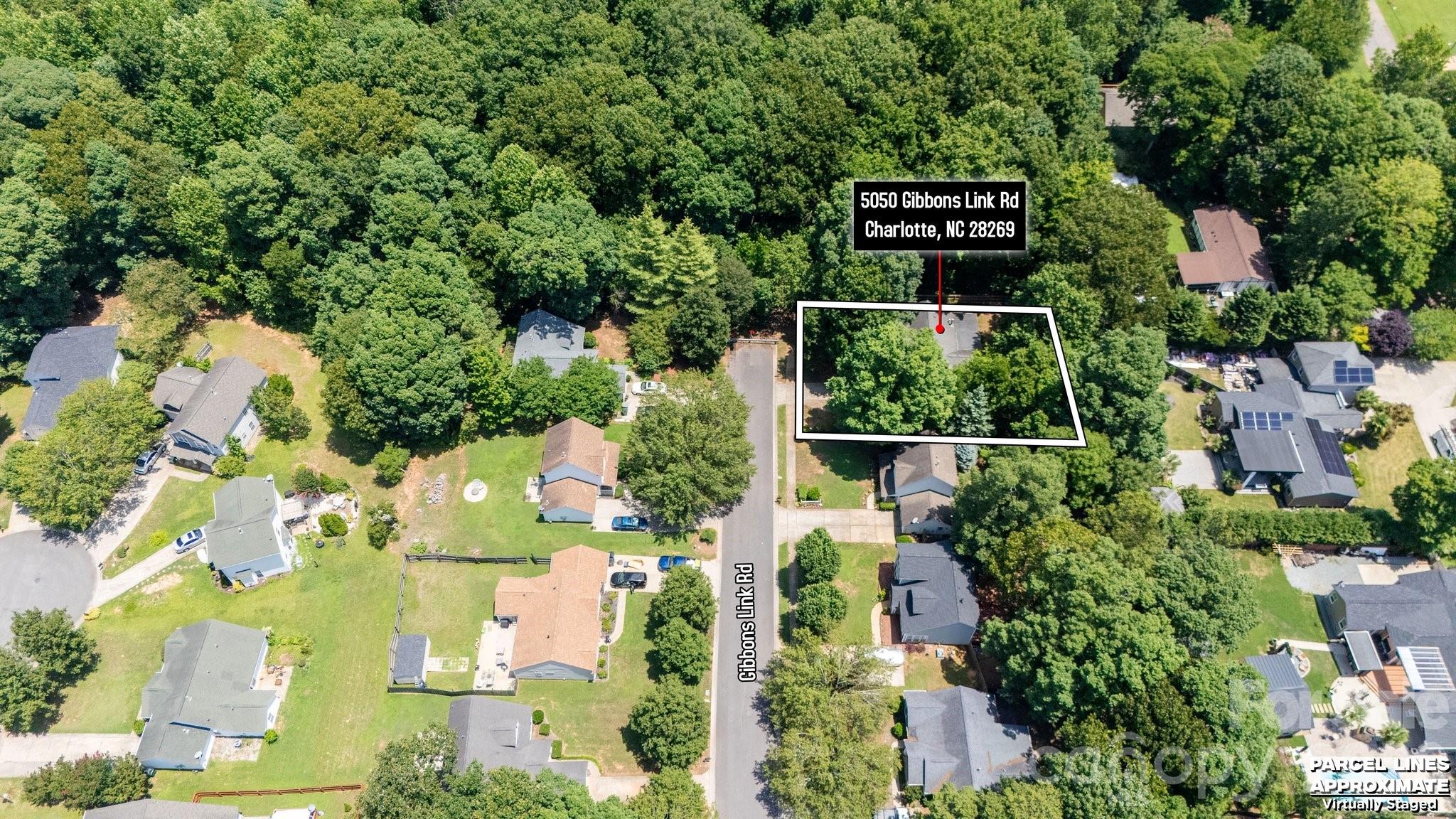 5050 Gibbons Link Road Charlotte, NC 28269 - Photo 3 of 29