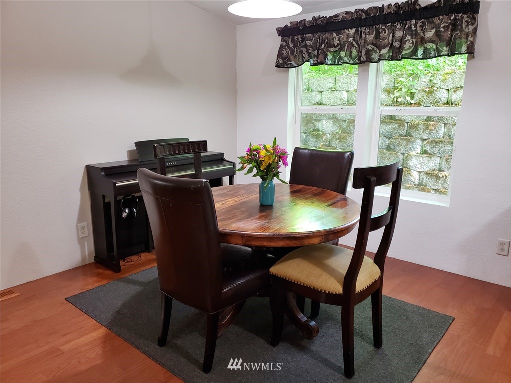 25090 Port Gamble Road Northeast Poulsbo, WA 98370 - Photo 8 of 24 Gallery Image 8