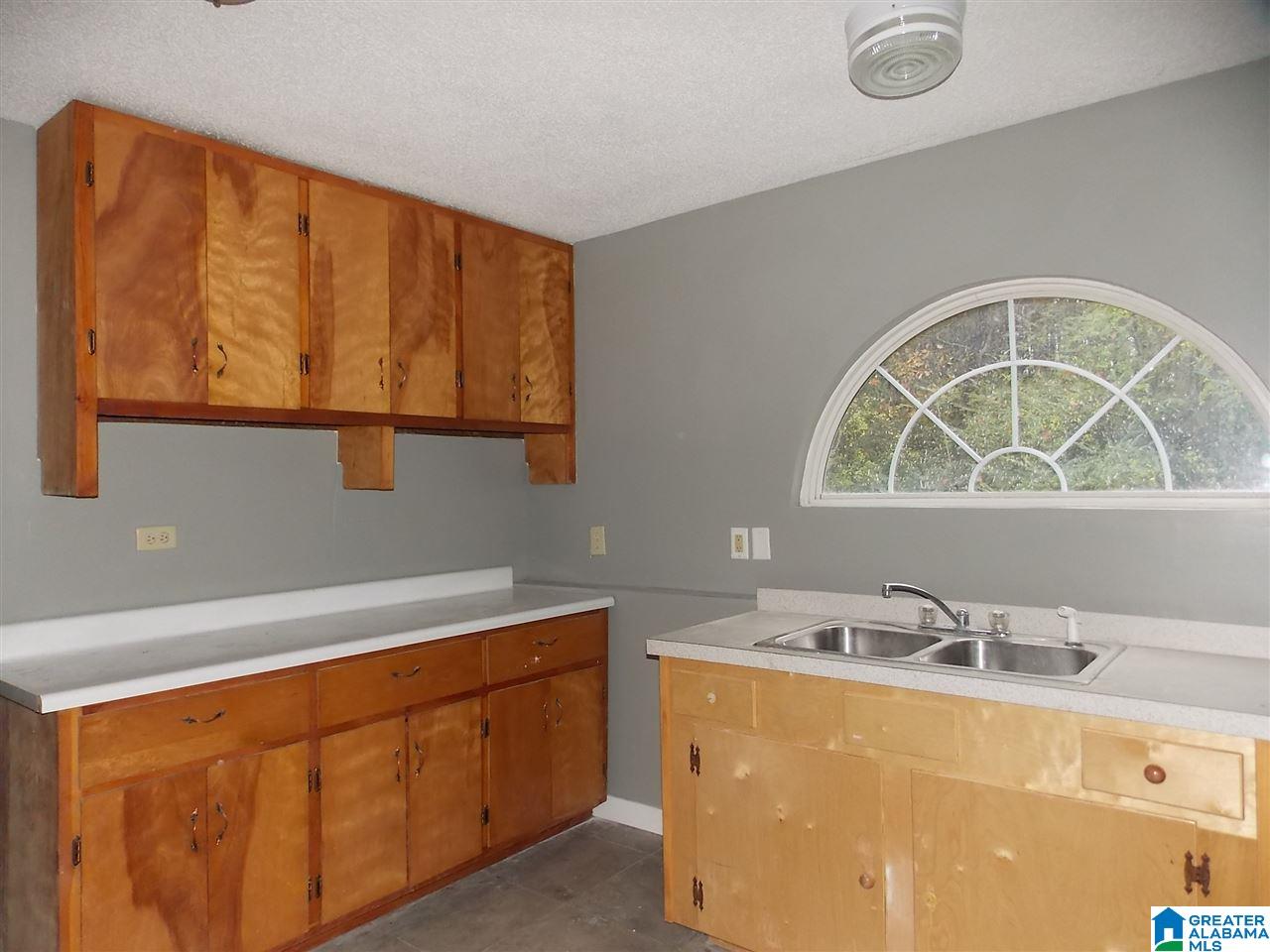 86 Gargus Farm Road Oneonta, AL 35121 - Photo 4 of 18
