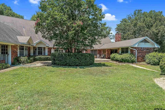 $850,000 | 100 Inwood Street, Mineola, TX 75773