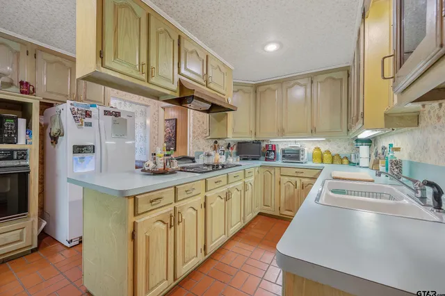 $850,000 | 100 Inwood Street, Mineola, TX 75773