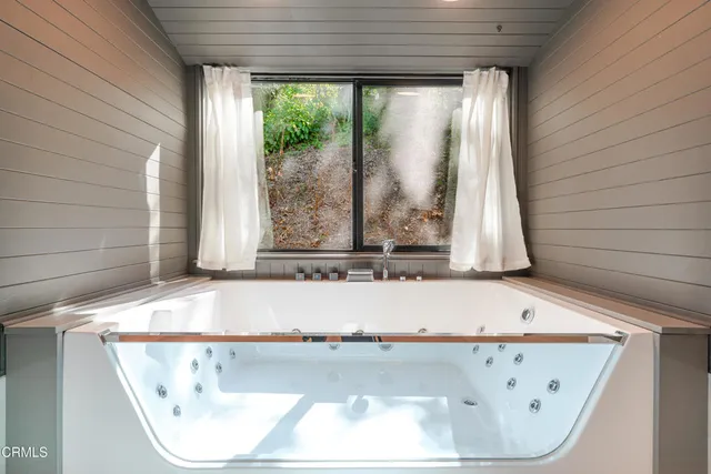 $1,899,000 | 1726 La Loma Road, Pasadena, CA 91105