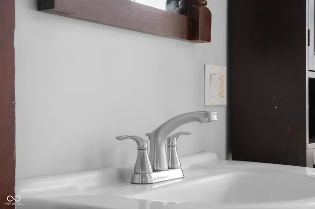 $277,500 | 1714 Gilmore Street, Columbus, IN 47201