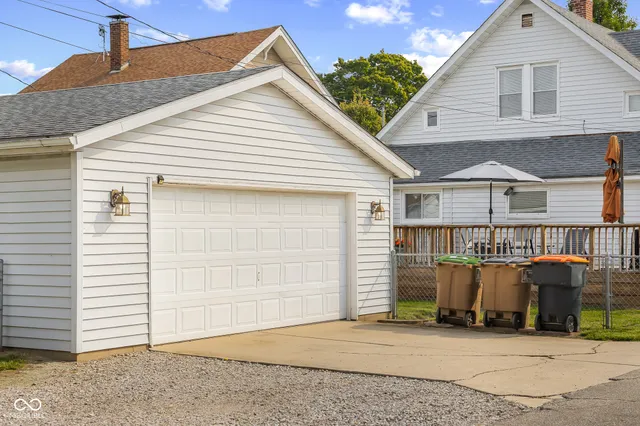 $277,500 | 1714 Gilmore Street, Columbus, IN 47201