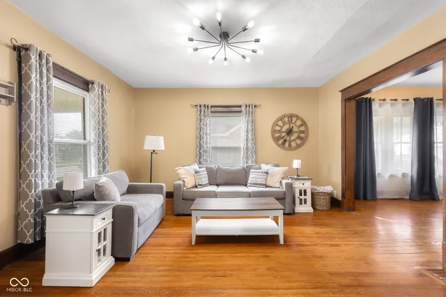 $277,500 | 1714 Gilmore Street, Columbus, IN 47201