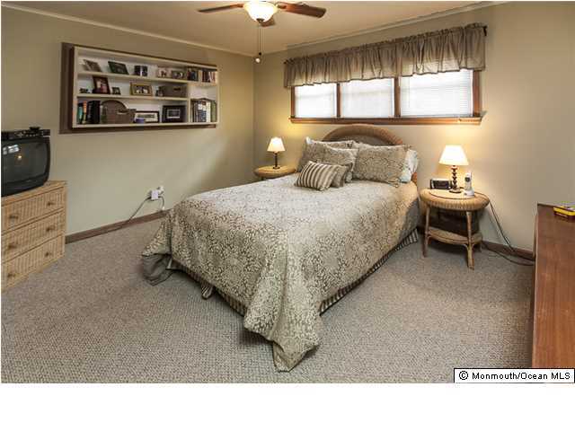 248 Rutledge Drive Middletown, NJ 07701 - Photo 10 of 20 Additional Photo