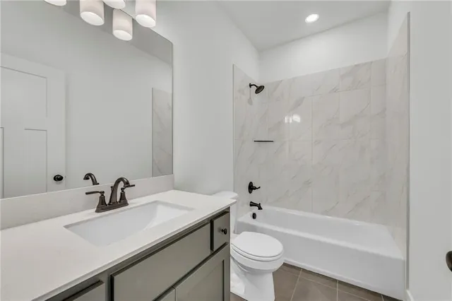 $537,500 | 502 7th Street, Smithville, MO 64089