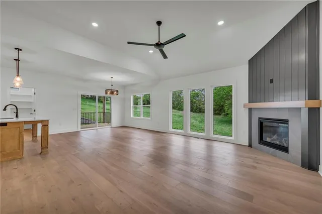 $537,500 | 502 7th Street, Smithville, MO 64089