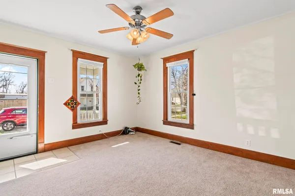 $149,900 | 2010 North 16th Street, Springfield, IL 62702