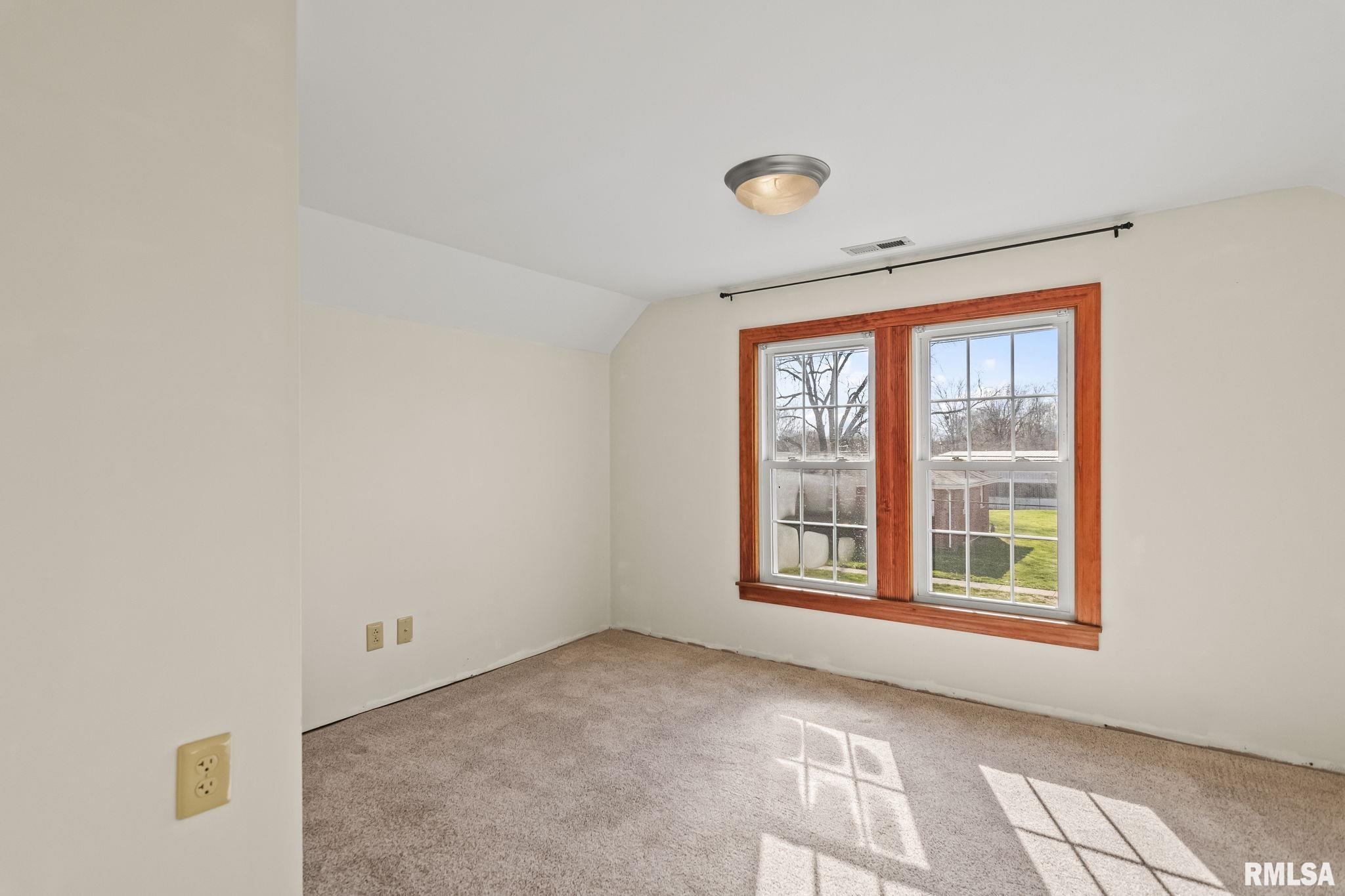 2010 North 16th Street Springfield, IL 62702 - Photo 26 of 41