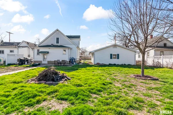 $149,900 | 2010 North 16th Street, Springfield, IL 62702