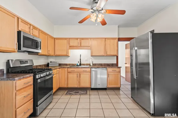 $149,900 | 2010 North 16th Street, Springfield, IL 62702