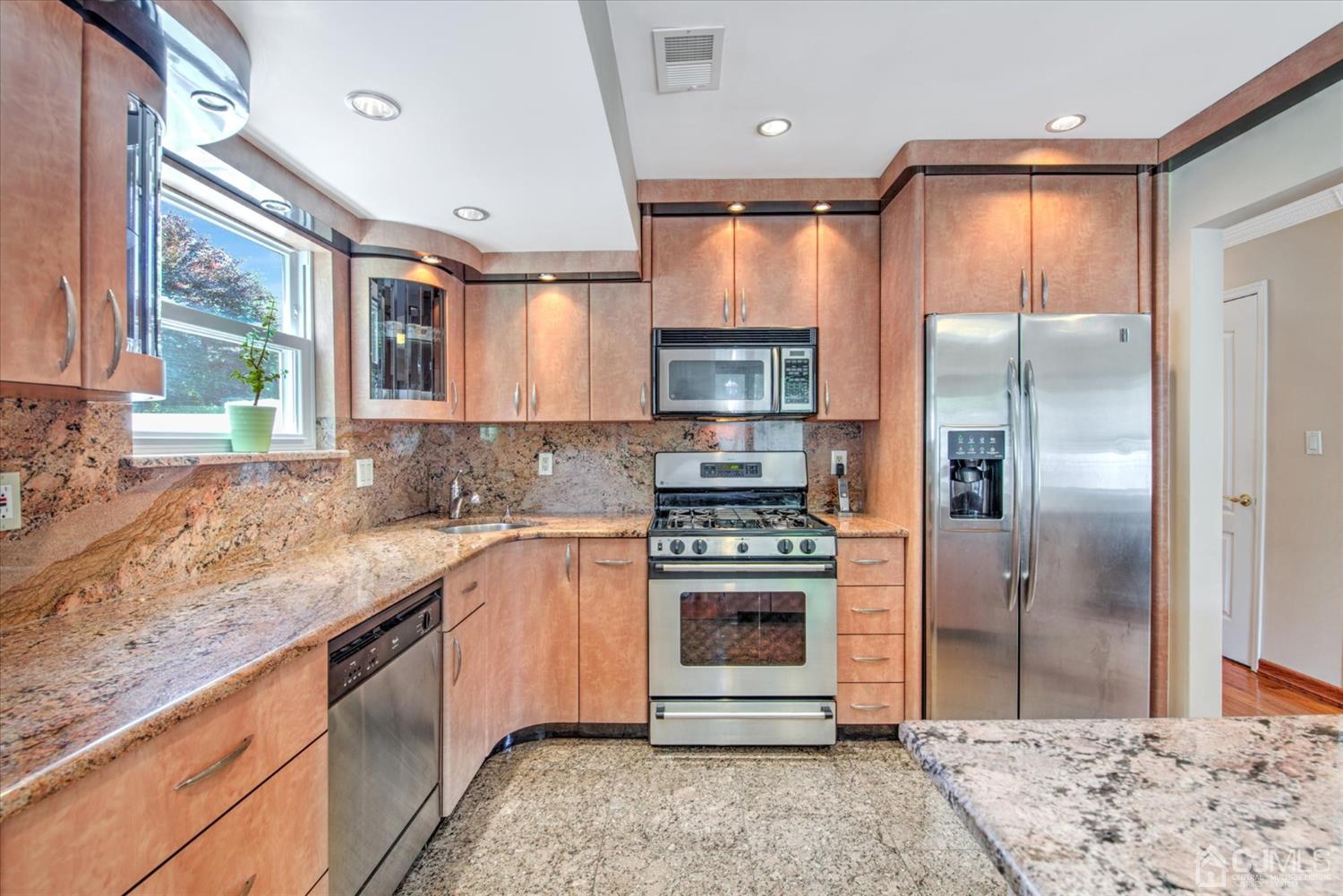 24 Avery Drive Old Bridge, NJ 08857 - Photo 18 of 35