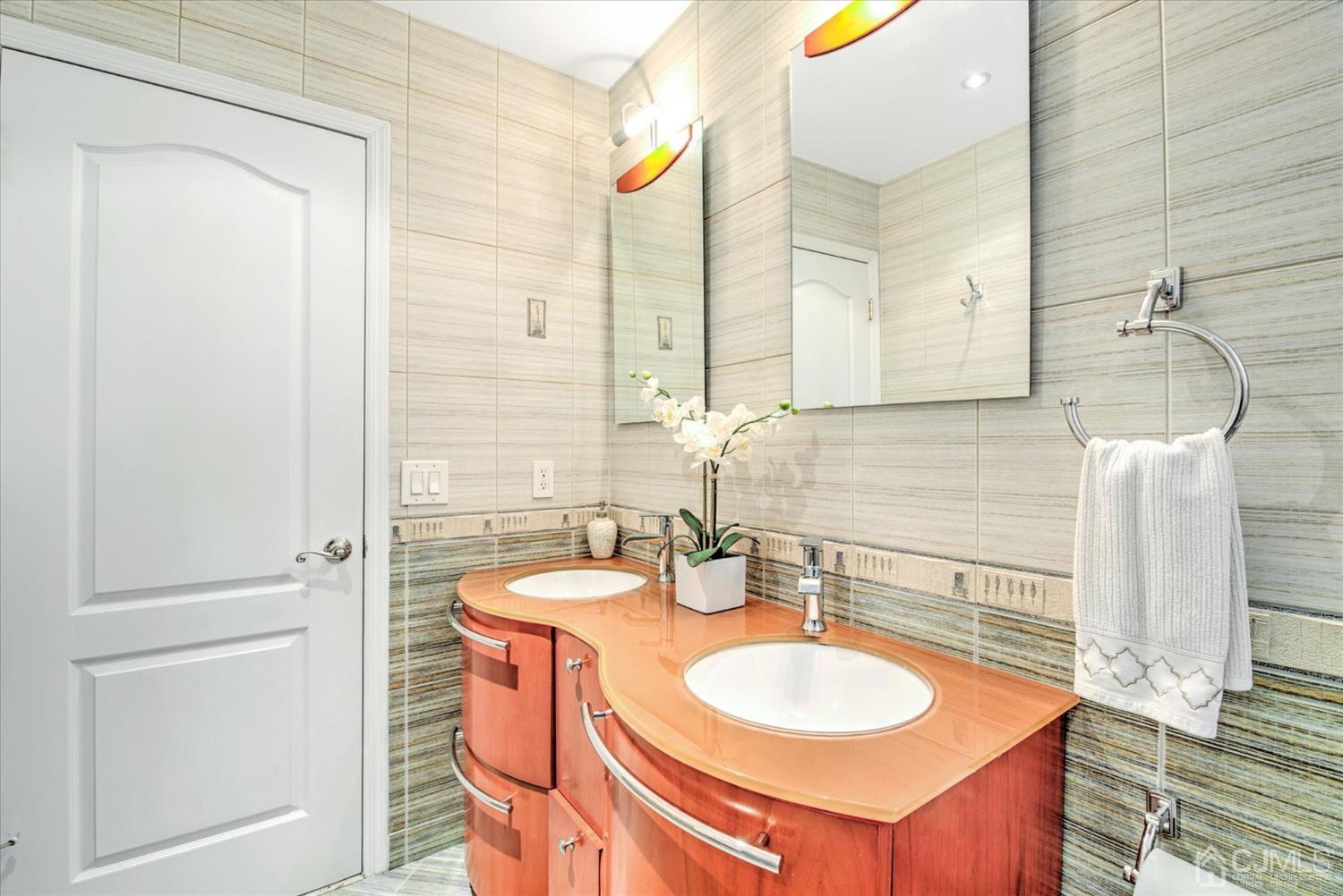 24 Avery Drive Old Bridge, NJ 08857 - Photo 27 of 35