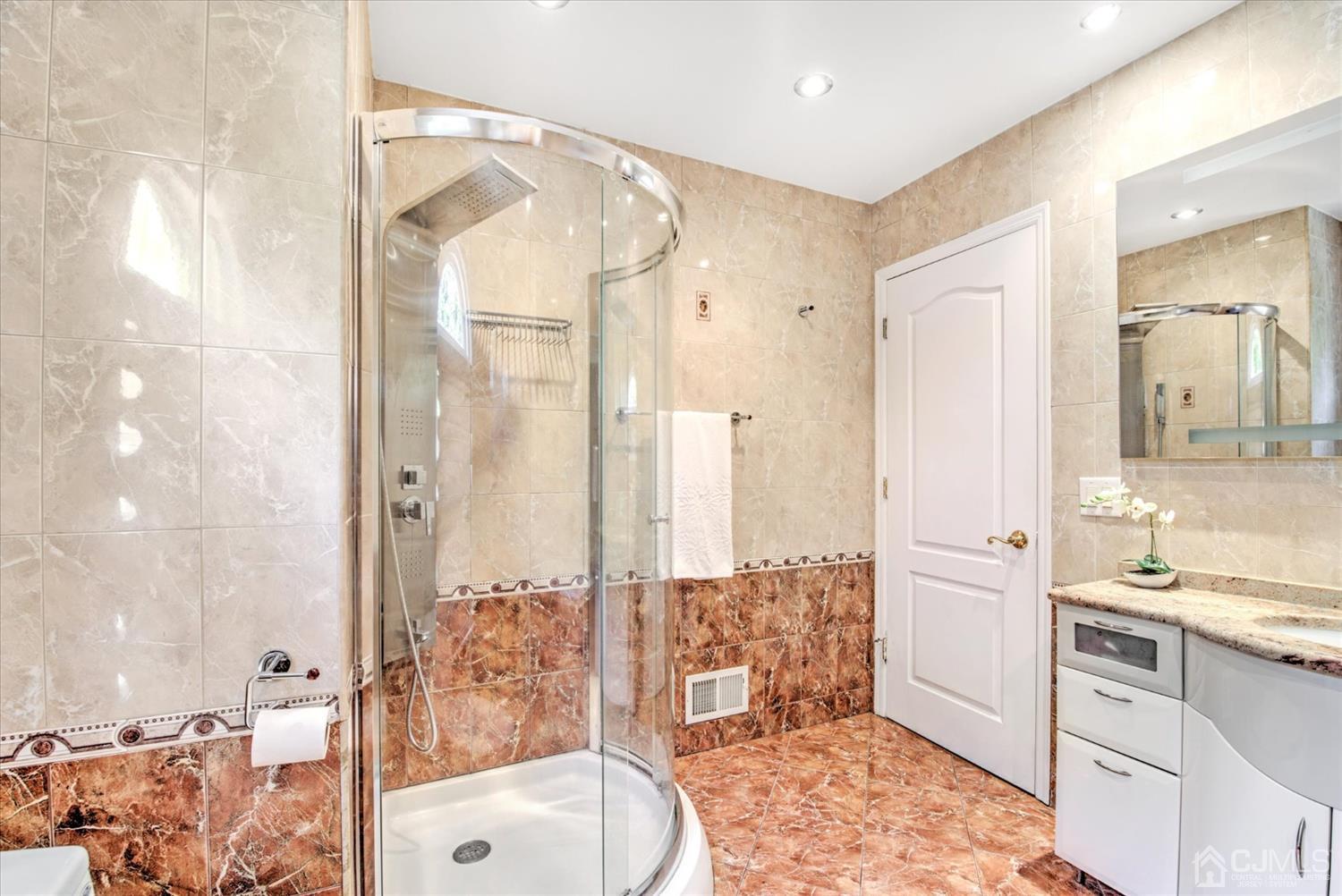 24 Avery Drive Old Bridge, NJ 08857 - Photo 33 of 35