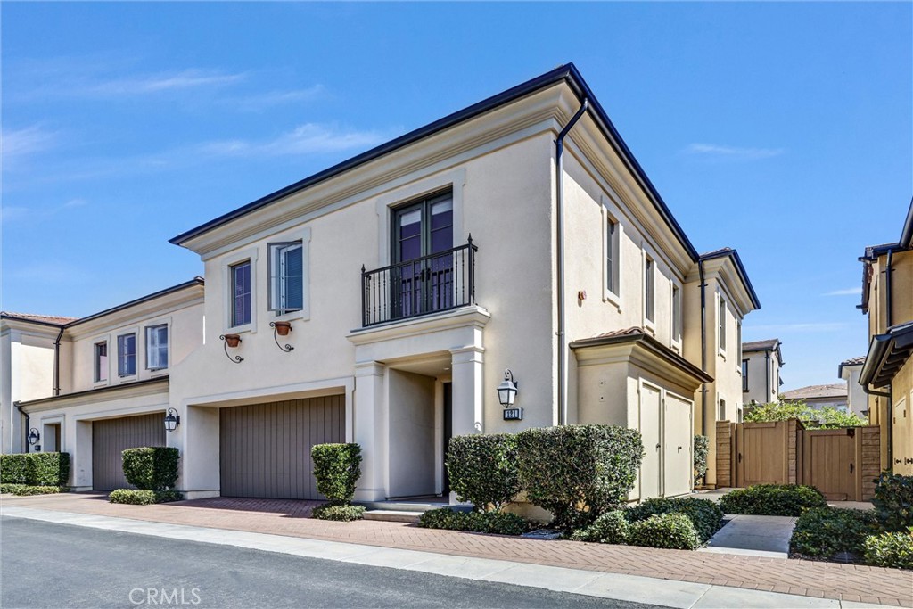 121 Rodeo Irvine, CA 92602 - Photo 4 of 34