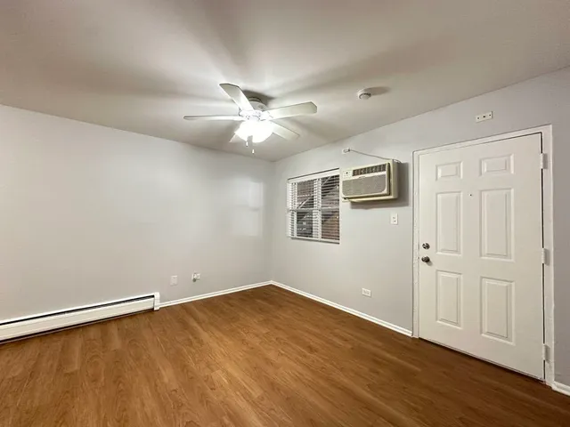 $1,150 | 4537 North Dover Street, Unit 1C, Chicago, IL 60640