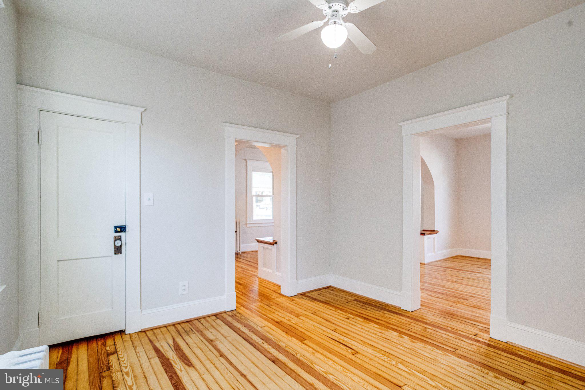 1813 Portship Road Dundalk, MD 21222 - Photo 22 of 50 Bright and airy open space awaits.