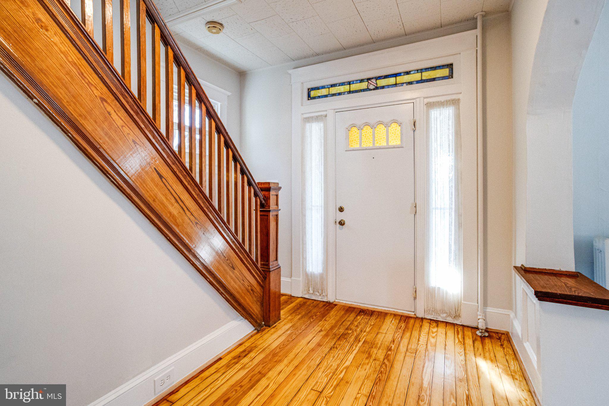 1813 Portship Road Dundalk, MD 21222 - Photo 5 of 50 Welcoming entry with classic charm.