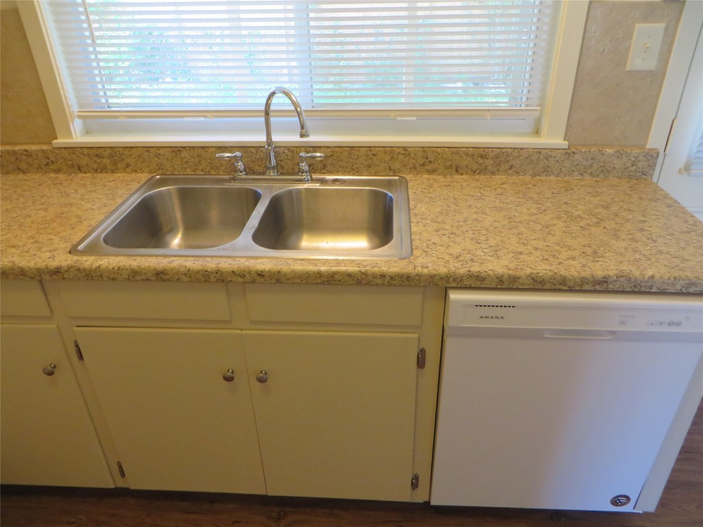 812 Ranch Road, Unit B Georgetown, TX 78628 - Photo 13 of 31 a close view of sink and tap
