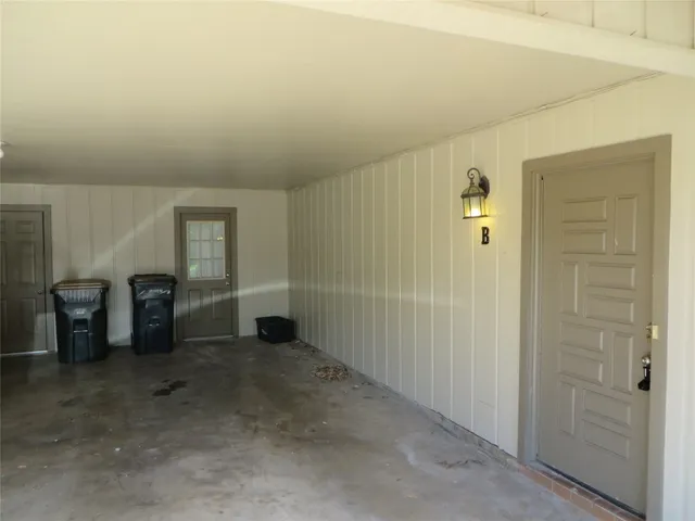 an empty room with closet