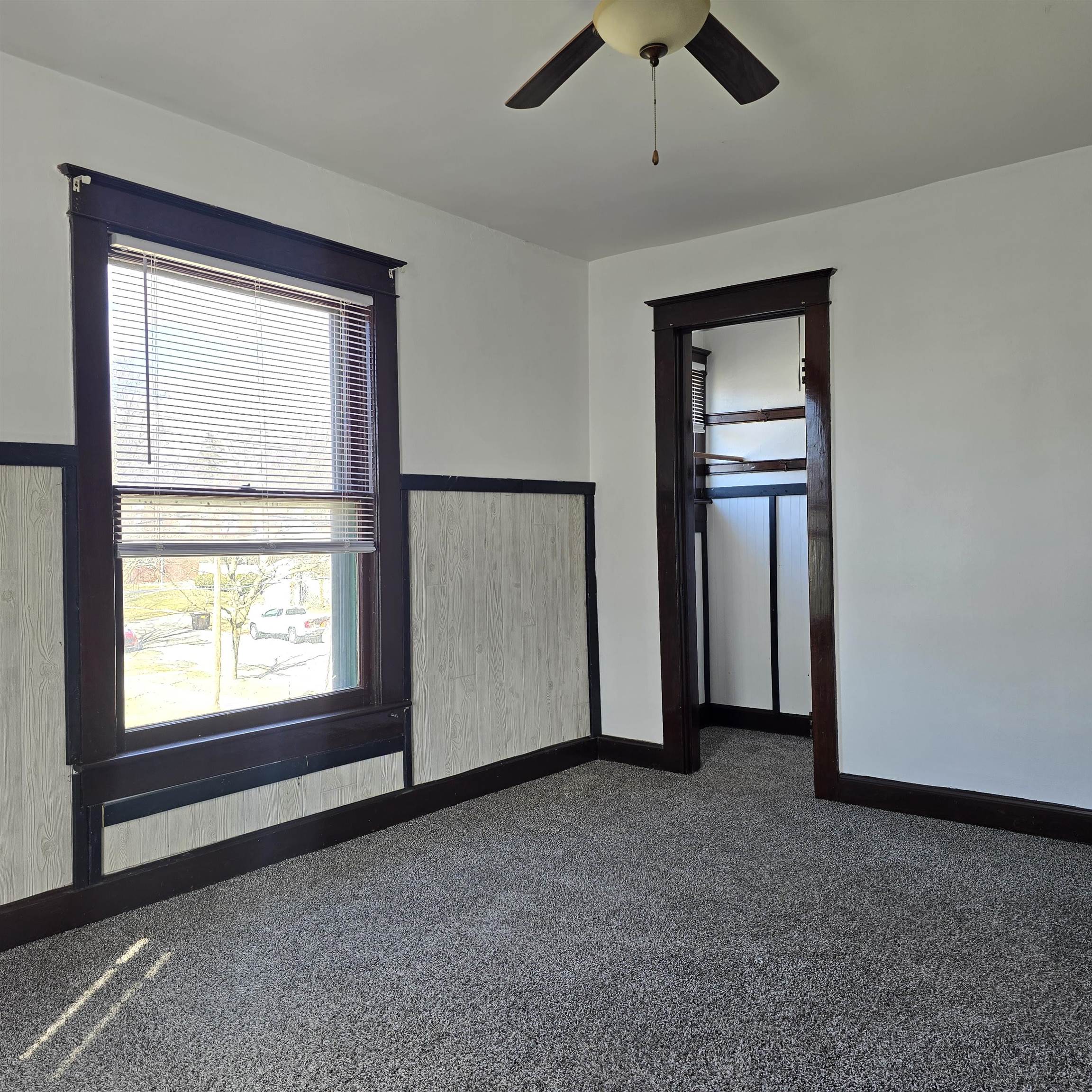 1173 West Pleasant Street Freeport, IL 61032 - Photo 8 of 26