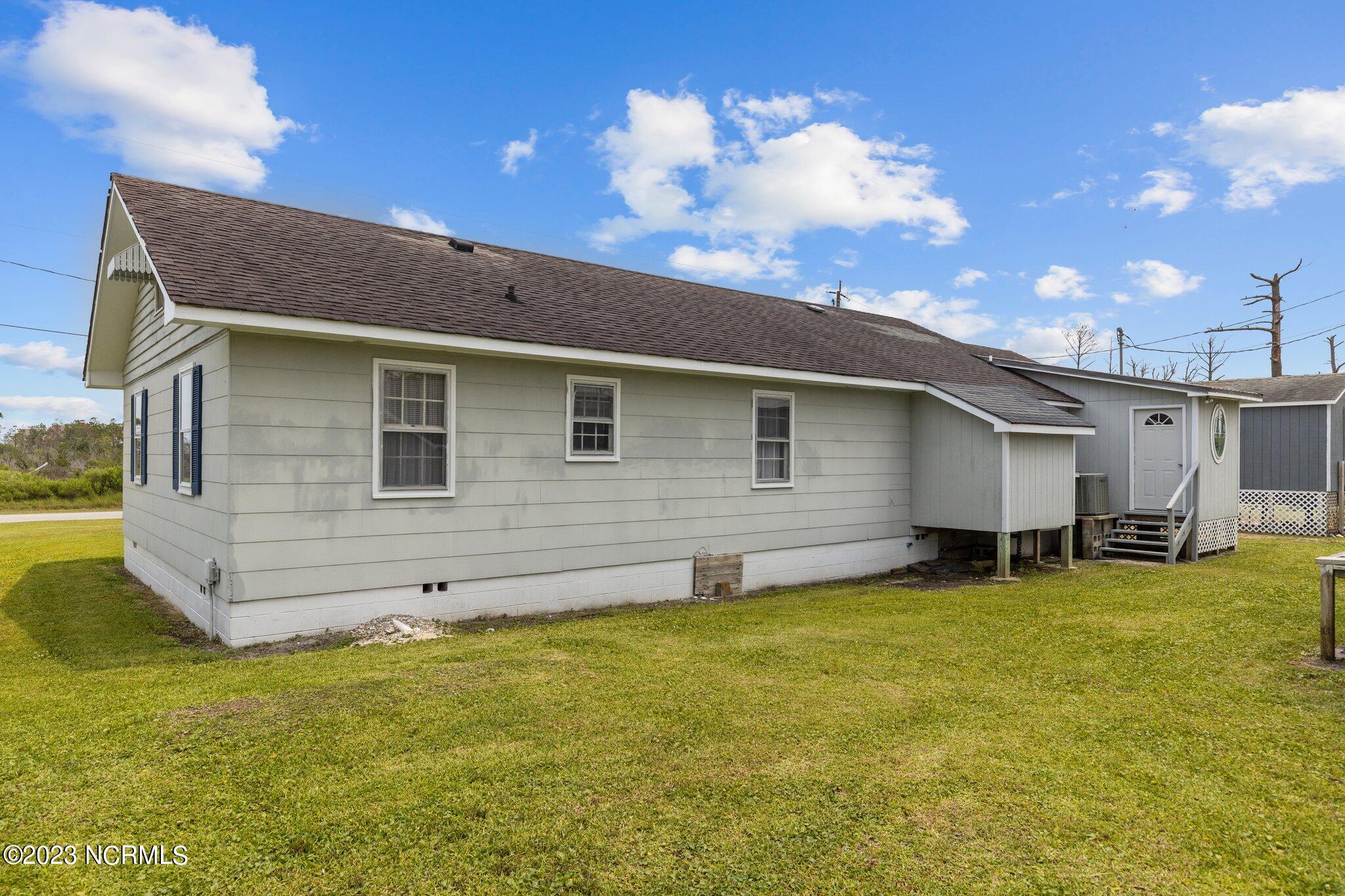 182 Murphy Road Davis, NC 28524 - Photo 21 of 58 Back View