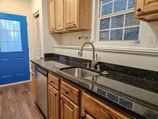 a close view of sink and tap