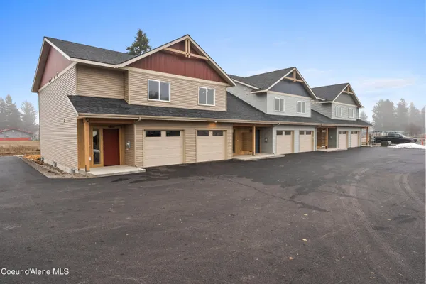 $392,900 | 9854 North Laylin Circle, Hayden, ID 83835