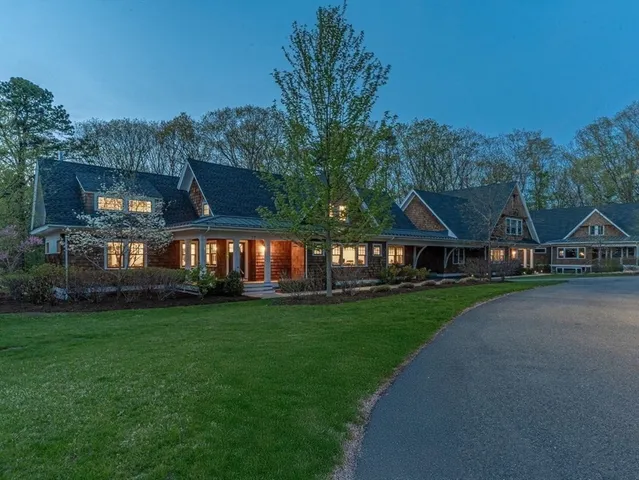 $1,959,000 | 37 Cottage Circle, Dedham, MA 02026