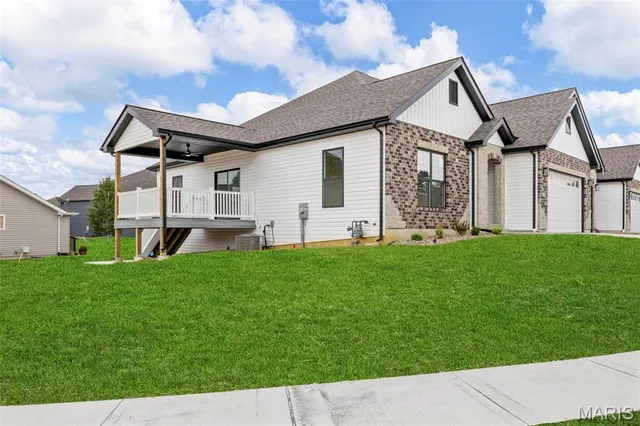 $560,000 | 229 Pierce View Circle, Unit 29A, Wentzville, MO 63385