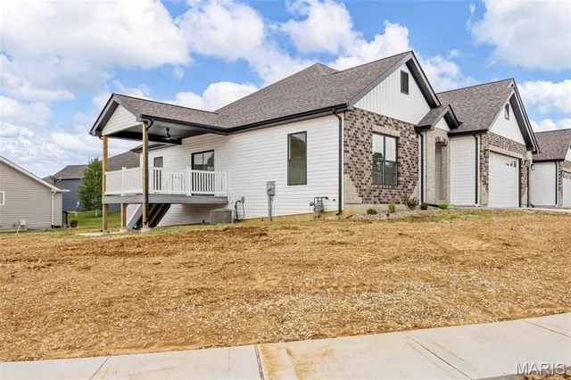 $560,000 | 229 Pierce View Circle, Unit 29A, Wentzville, MO 63385