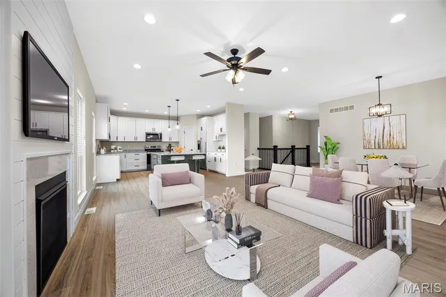 $560,000 | 229 Pierce View Circle, Unit 29A, Wentzville, MO 63385