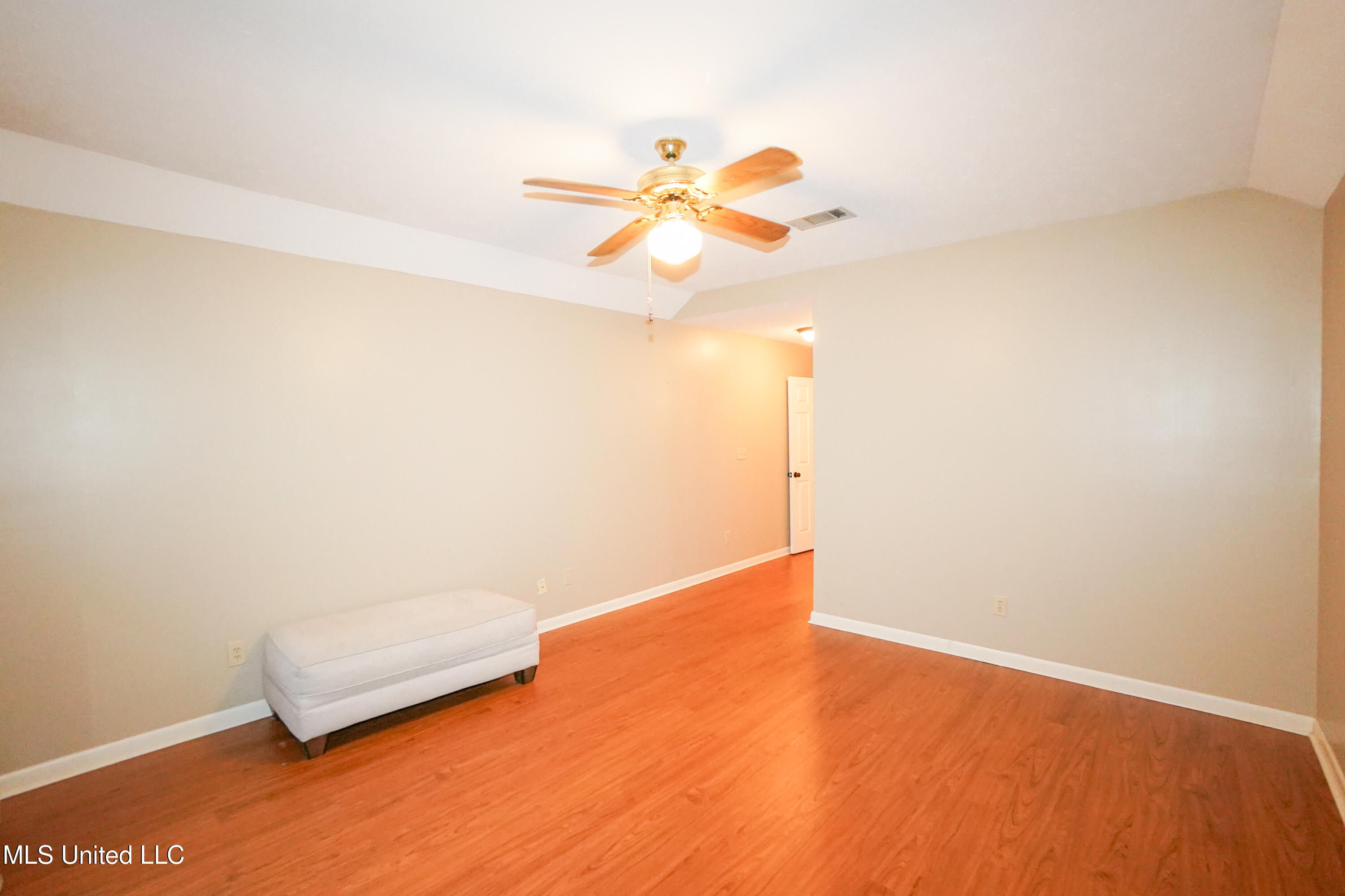 325 Mockingbird Lane Madison, MS 39110 - Photo 6 of 23 DSC01607