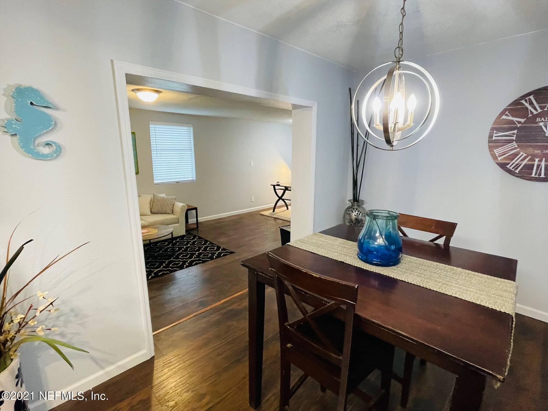 2216 Rogero Road Jacksonville, FL 32211 - Photo 11 of 35 15563120-11
