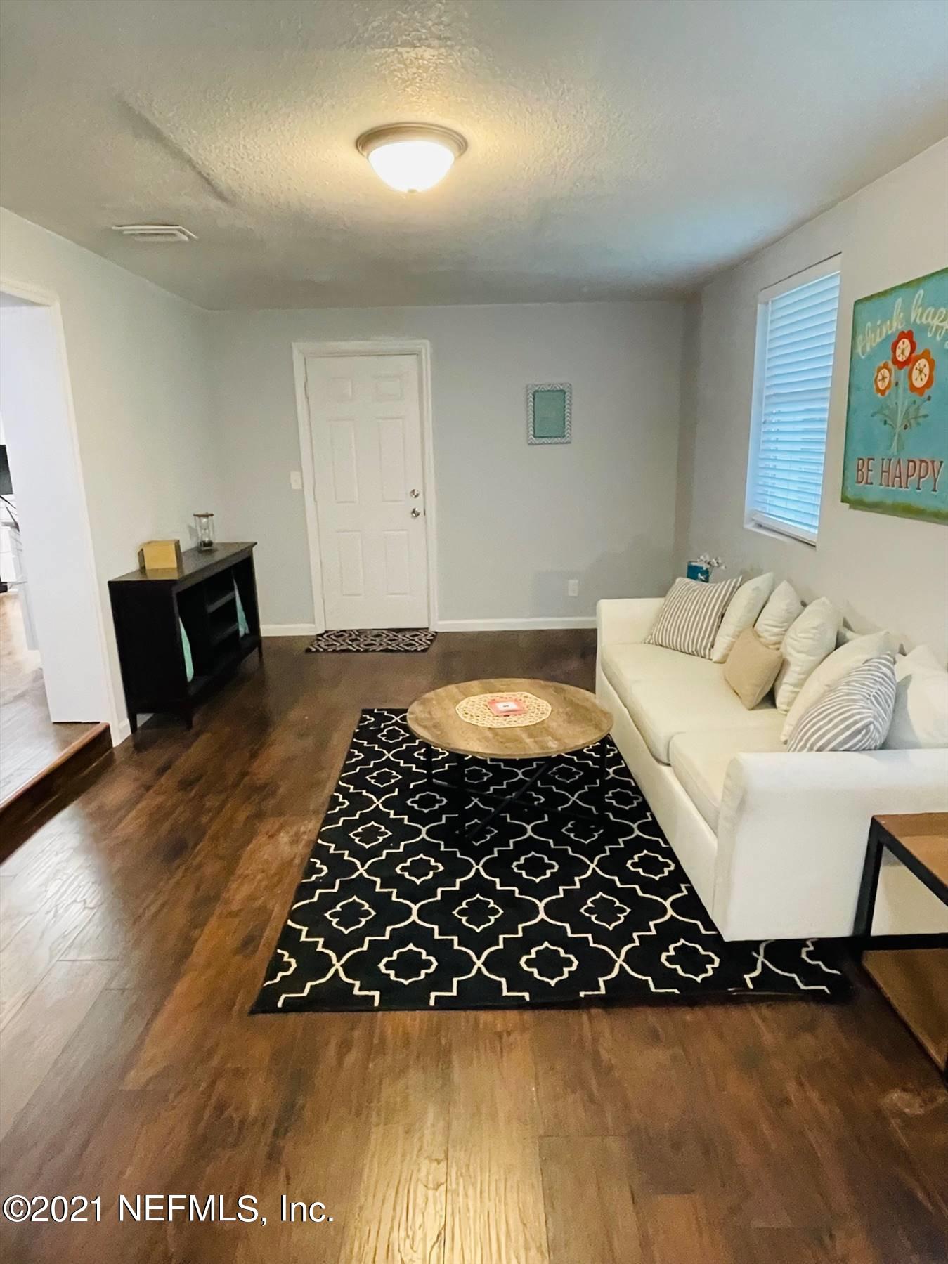 2216 Rogero Road Jacksonville, FL 32211 - Photo 13 of 35 15563120-13