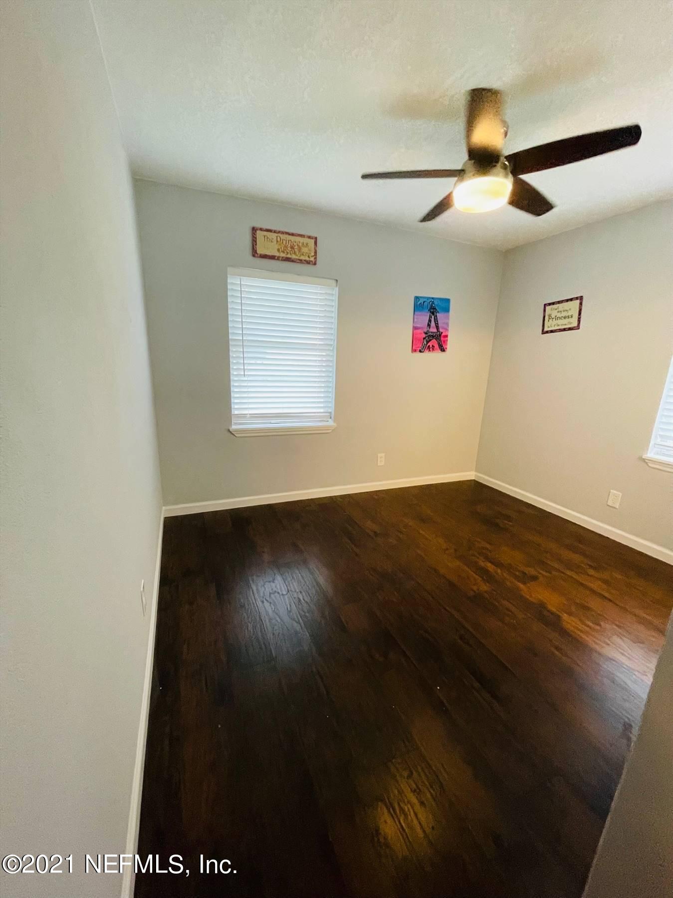 2216 Rogero Road Jacksonville, FL 32211 - Photo 22 of 35 15563120-22