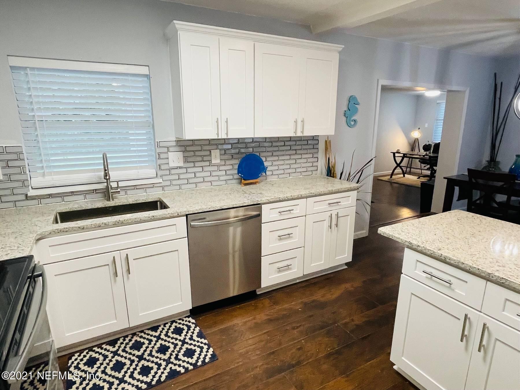 2216 Rogero Road Jacksonville, FL 32211 - Photo 7 of 35 15563120-7