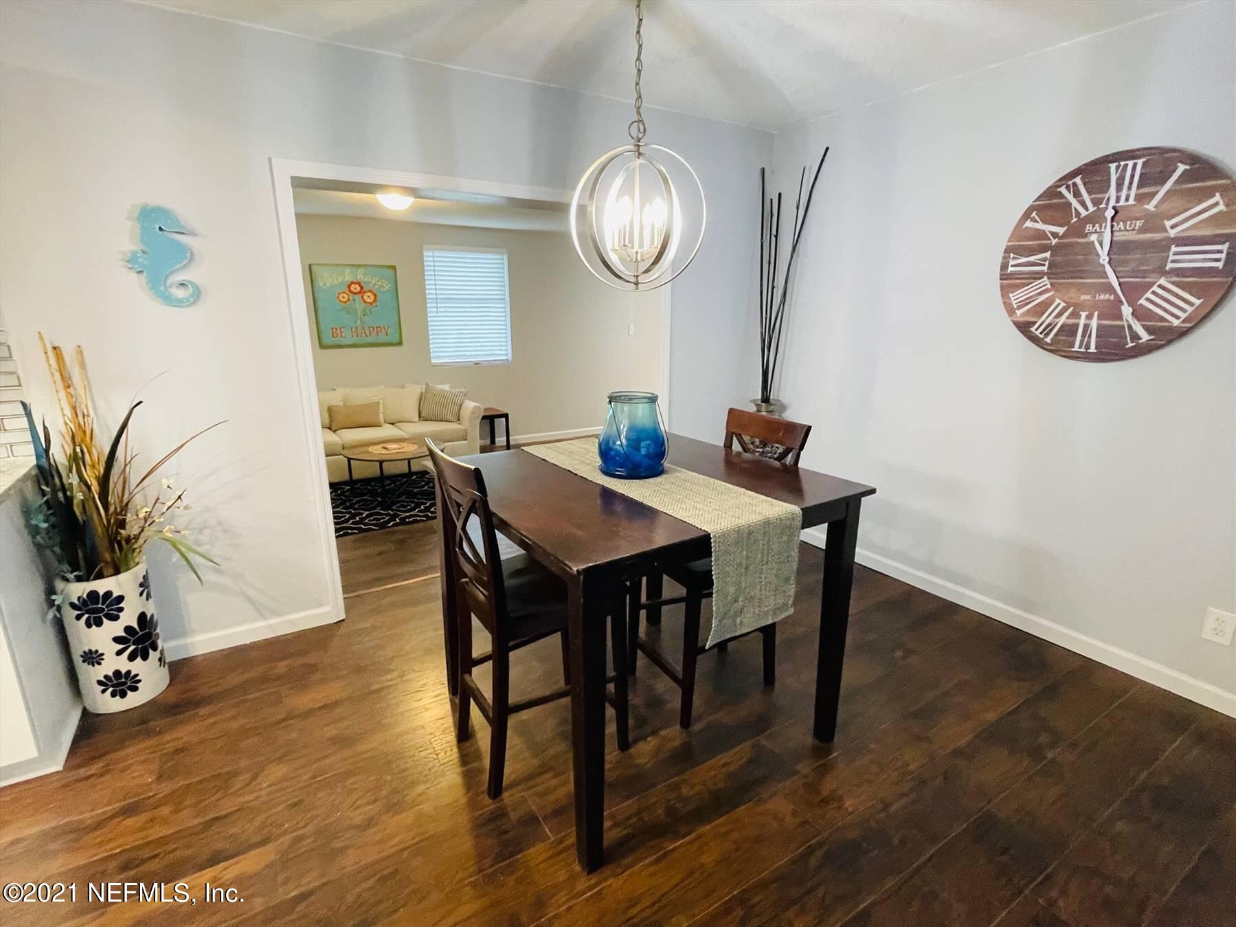 2216 Rogero Road Jacksonville, FL 32211 - Photo 10 of 35 15563120-10