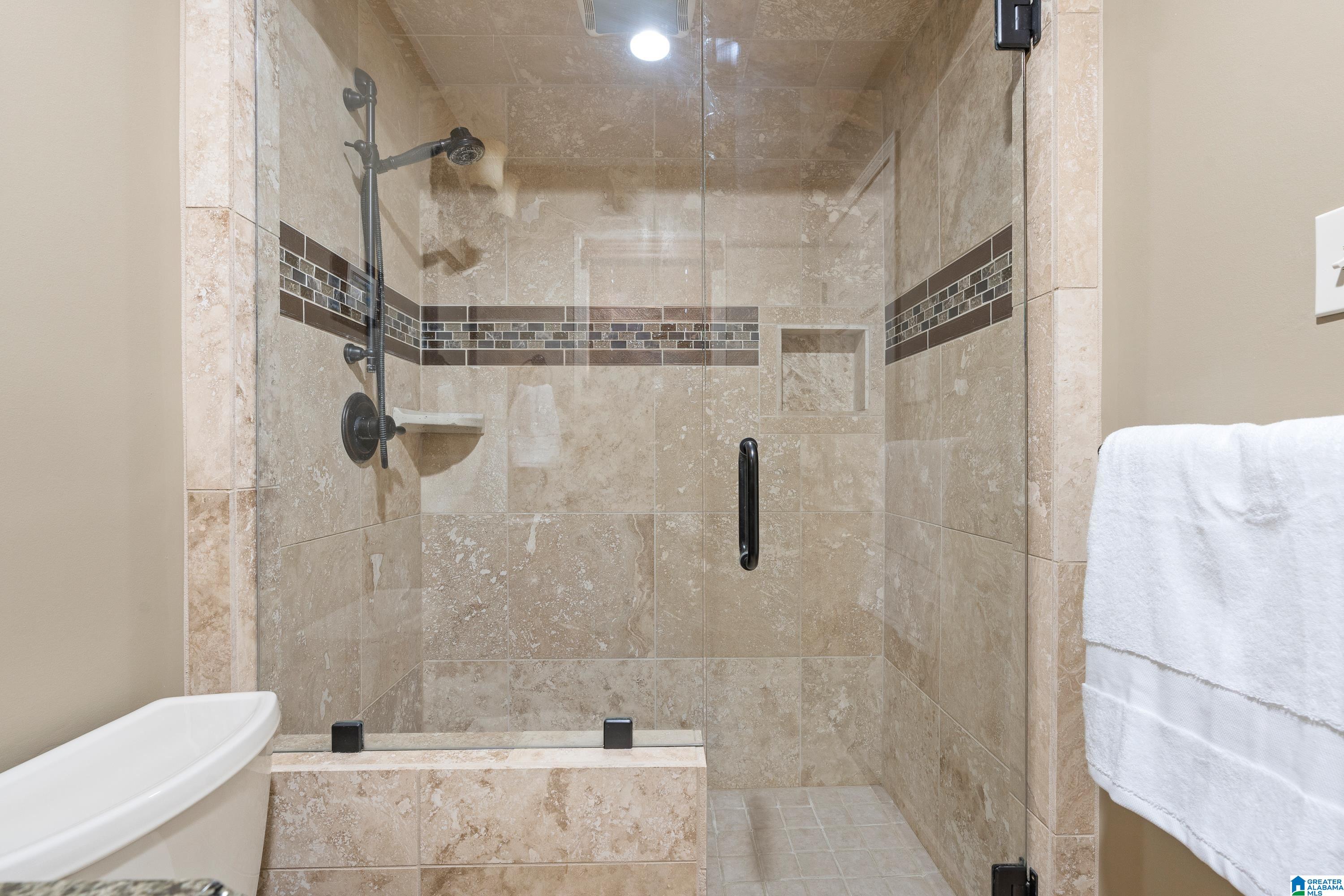 2624 Altadena Road Birmingham, AL 35243 - Photo 20 of 46 Gallery Image 20