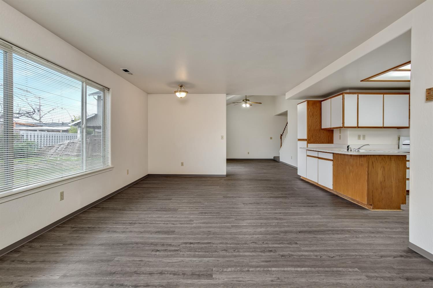 1902 Springbrook Road Medford, OR 97504 - Photo 9 of 27 This photo is of interior of 3 bedroom/2