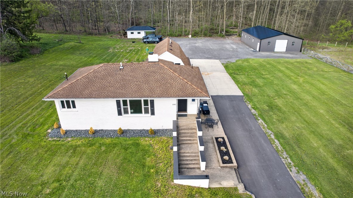 2382 Warren Burton Road Southington, OH 44470 - Photo 3 of 31