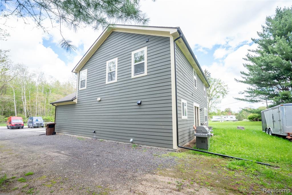 11913 Tuttle Hill Road Willis, MI 48191 - Photo 28 of 32