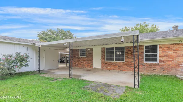 $174,900 | 307 East Drive, New Iberia, LA 70563