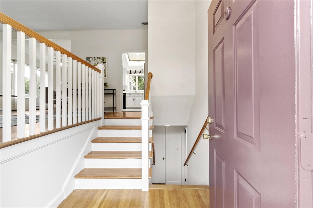 2 Appletree Lane North Reading, MA 01864 - Photo 4 of 38