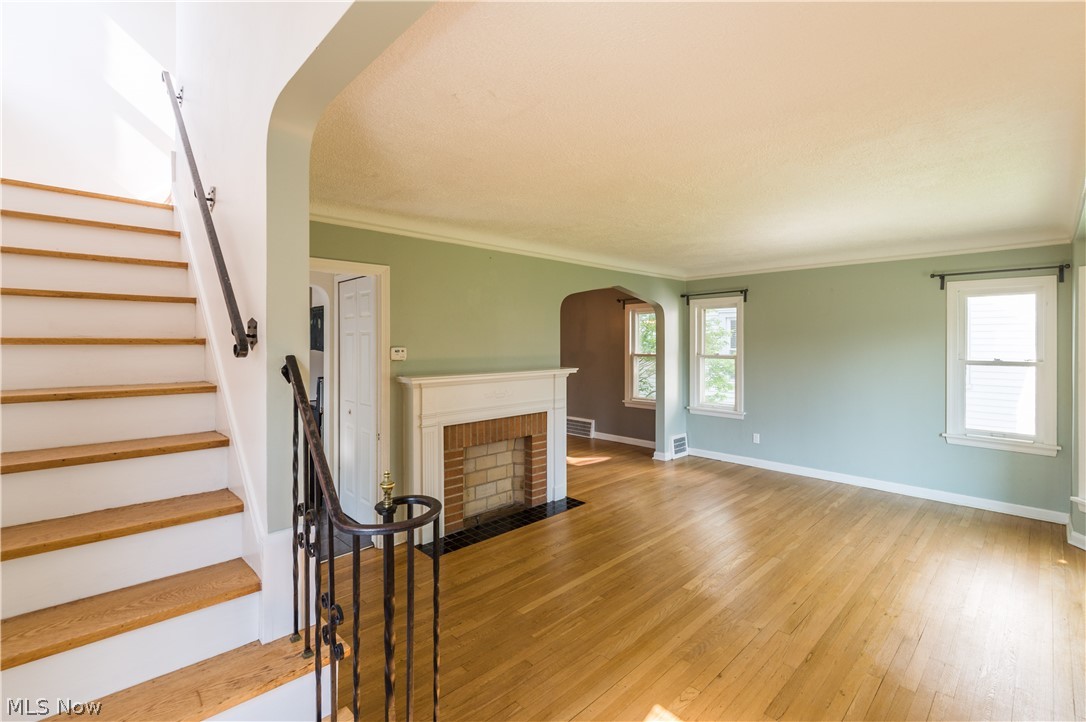 19220 Scenic Road Rocky River, OH 44116 - Photo 4 of 20