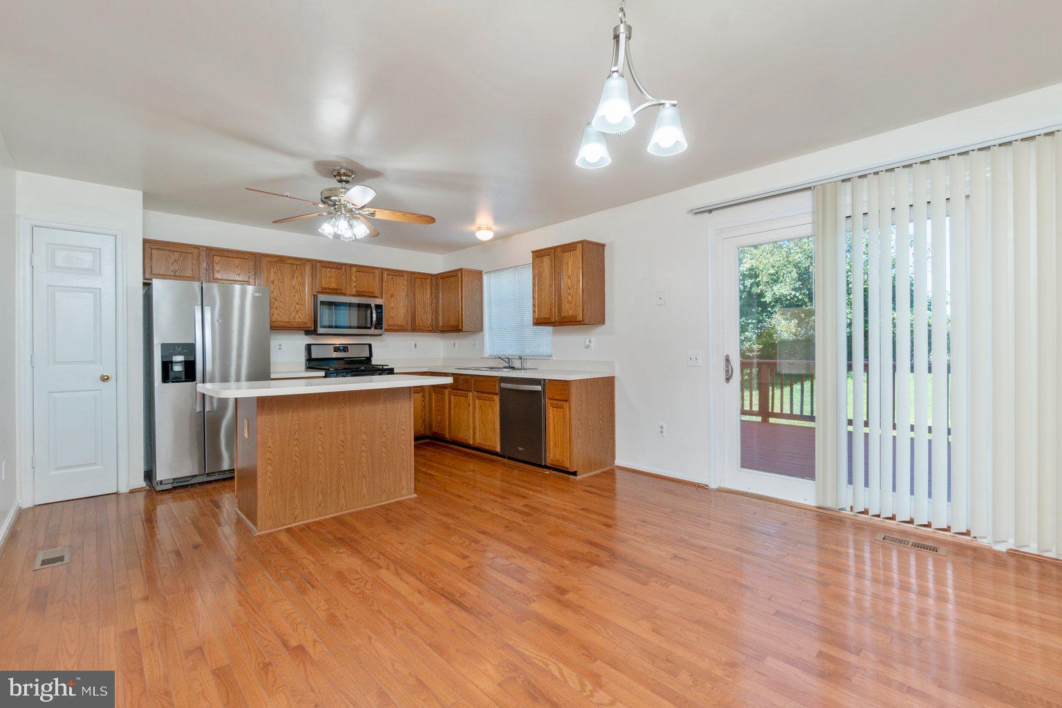 402 Maple Forest Road Baltimore, MD 21228 - Photo 11 of 36
