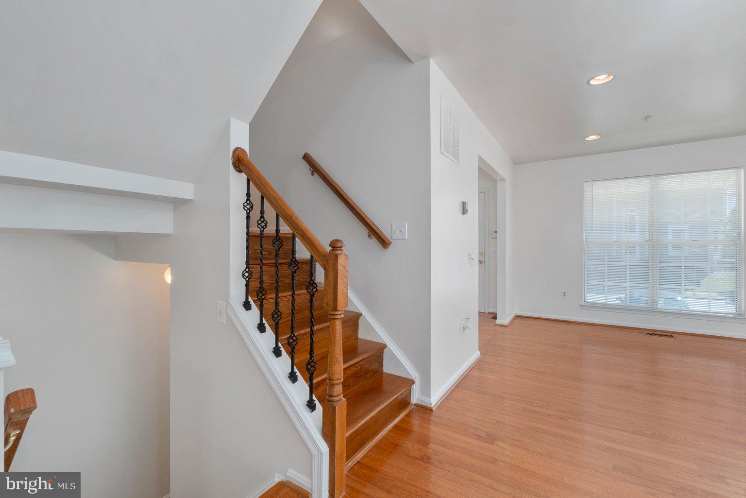 402 Maple Forest Road Baltimore, MD 21228 - Photo 17 of 36